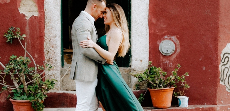 Fun and Romantic Stay-at-Home Date Ideas for Couples