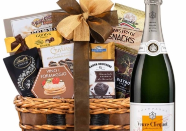 Champagne Gift Basket – Free Delivery