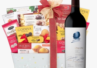 Luxury Wine Gift Baskets – At Best Price