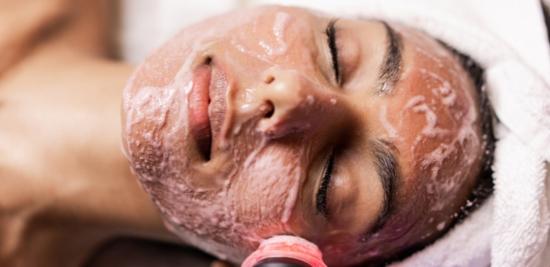 Expert Facial with Deep Cleansing Treatment