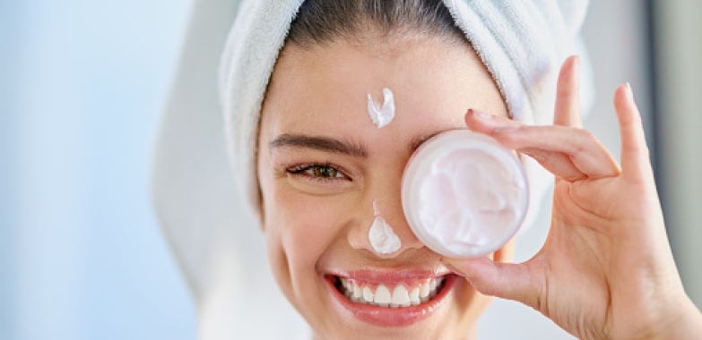 The Connection Between Stress and Skin Dullness: How to Reduce Stress for Better Skin