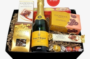 Buy Veuve Clicquot Gift Basket At Best Price